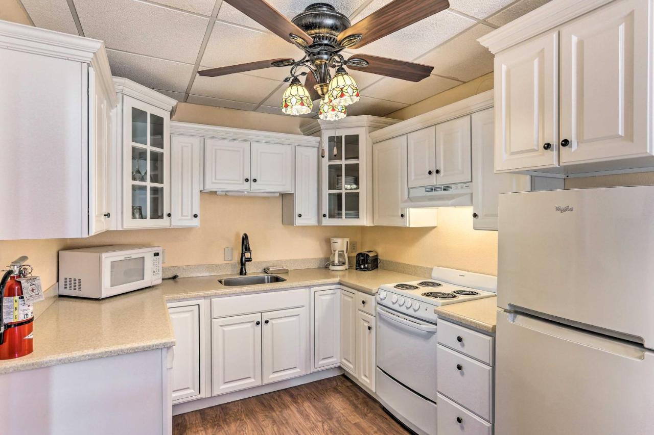 Custer Apt In Heart Of Town Shop, Dine, Hike Exterior foto